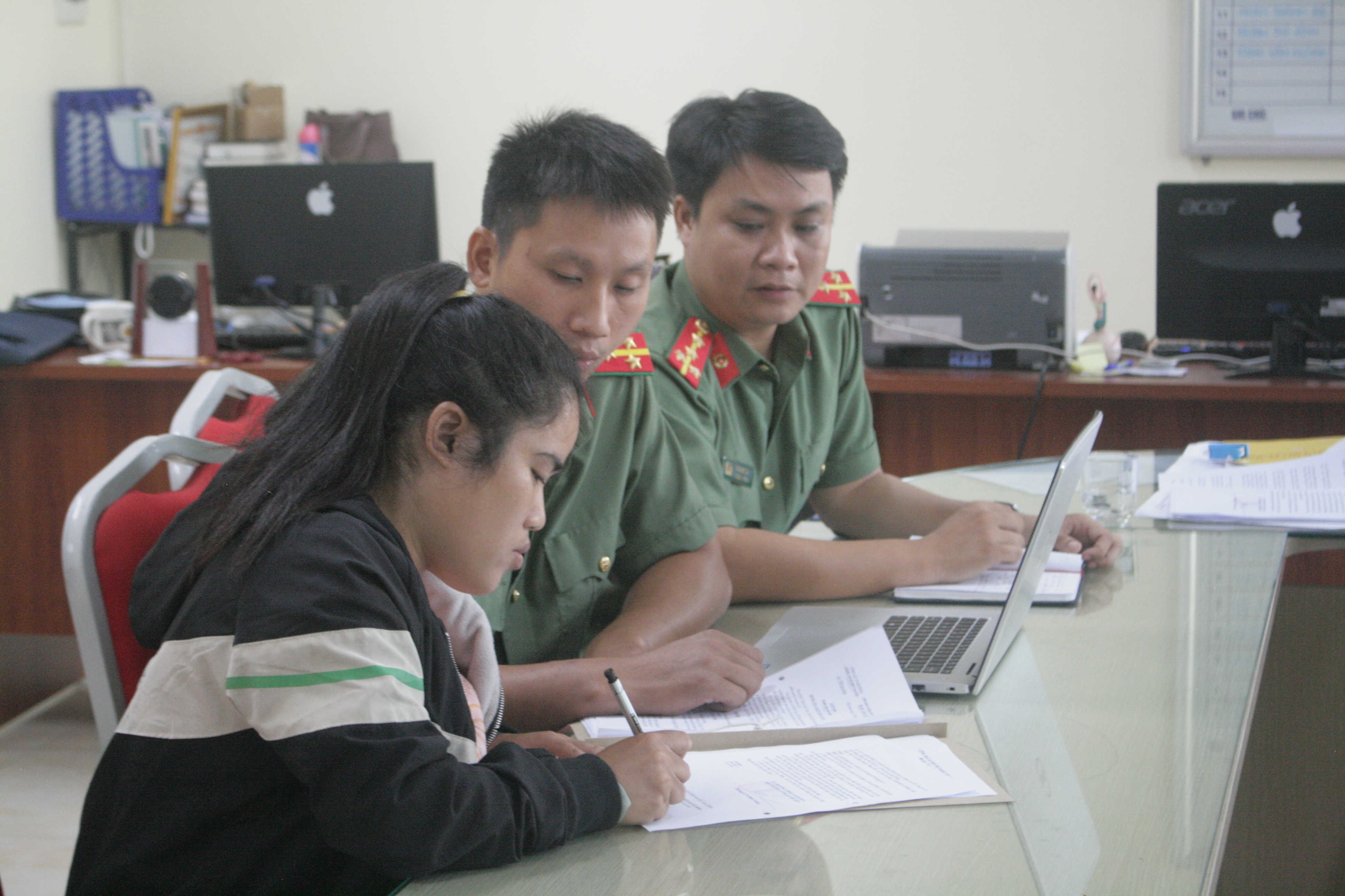 Xử phạt người xúc phạm lực lượng Công an và lãnh đạo xã Mỹ Đồng (Thủy Nguyên) trên Facebook